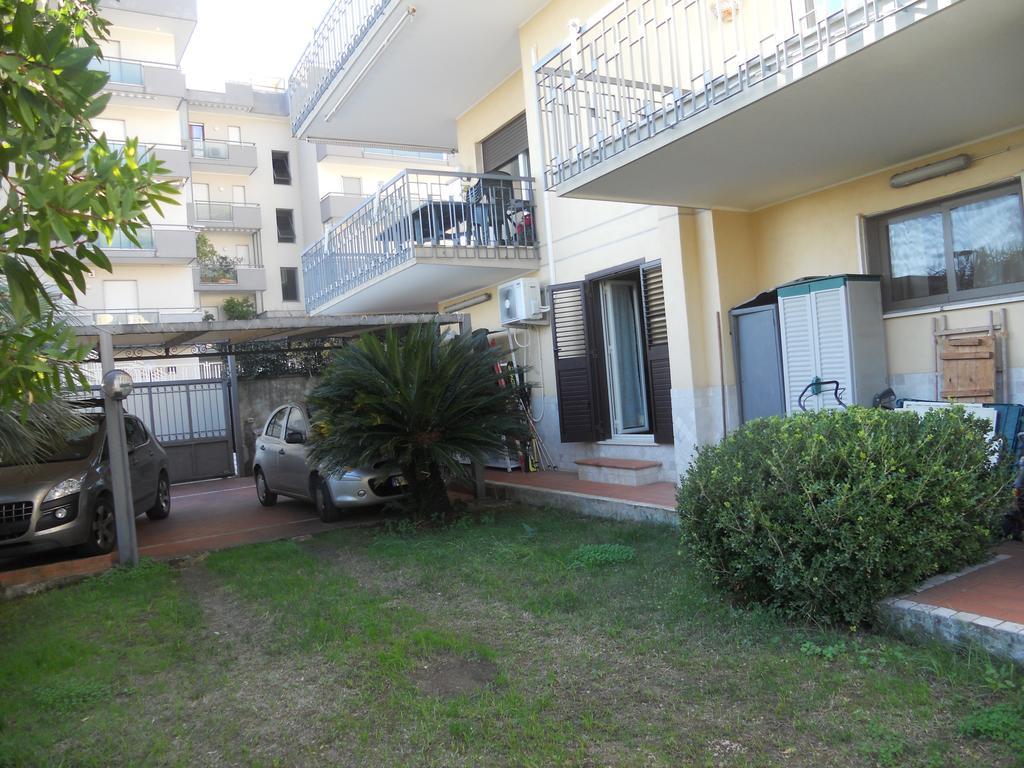 Villa Eleonora Formia Kültér fotó